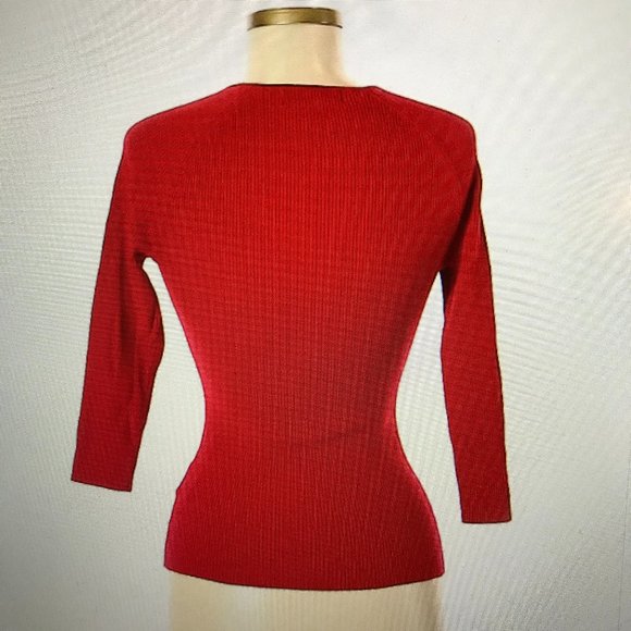 Philosophy Sweater - Picture 3 of 4